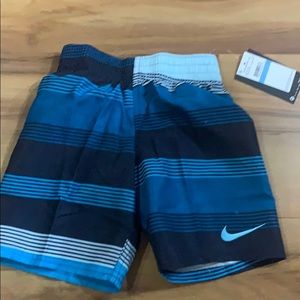 NWT boys Nike swimsuit blue size 5